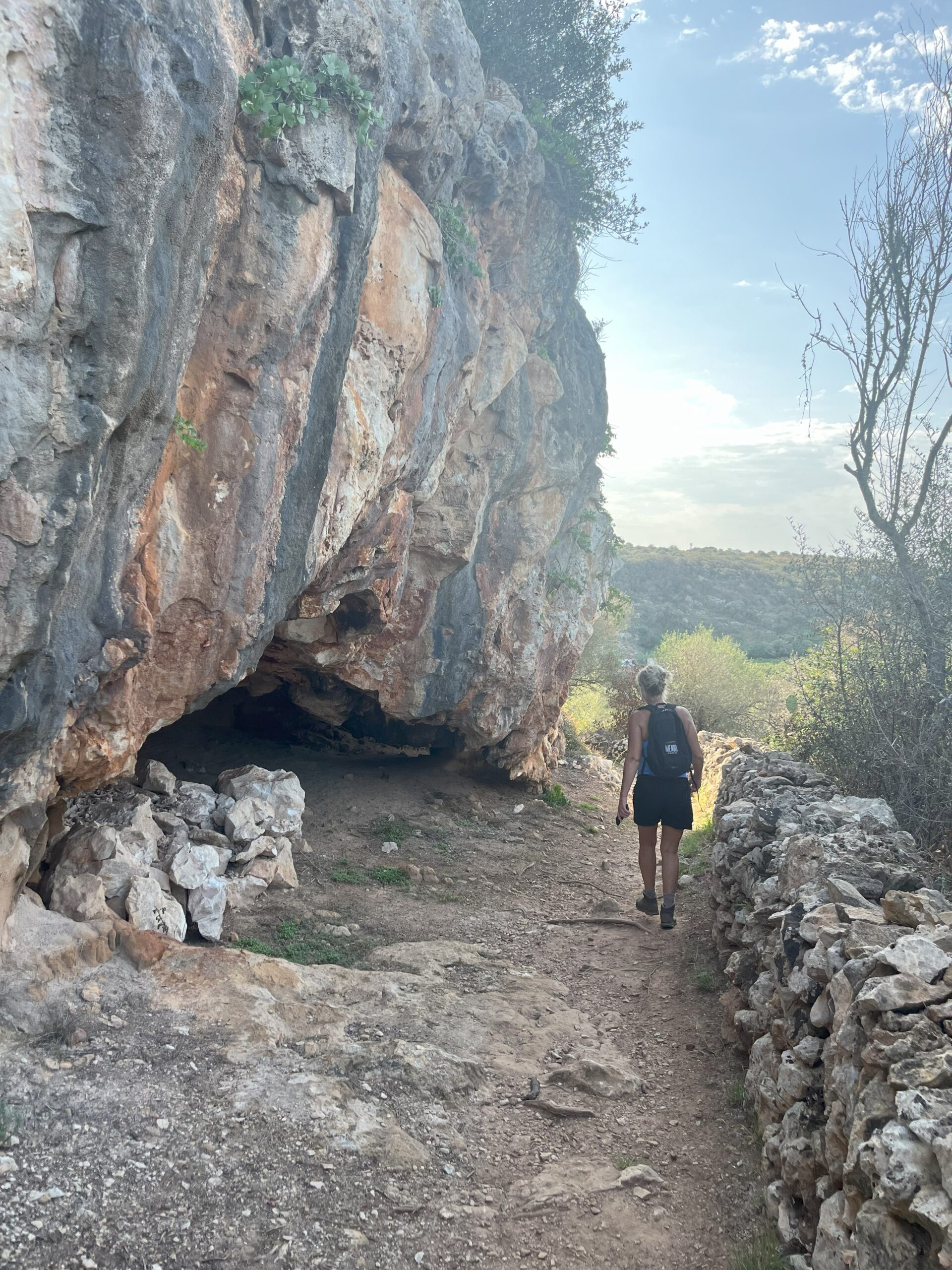 Cave Trail